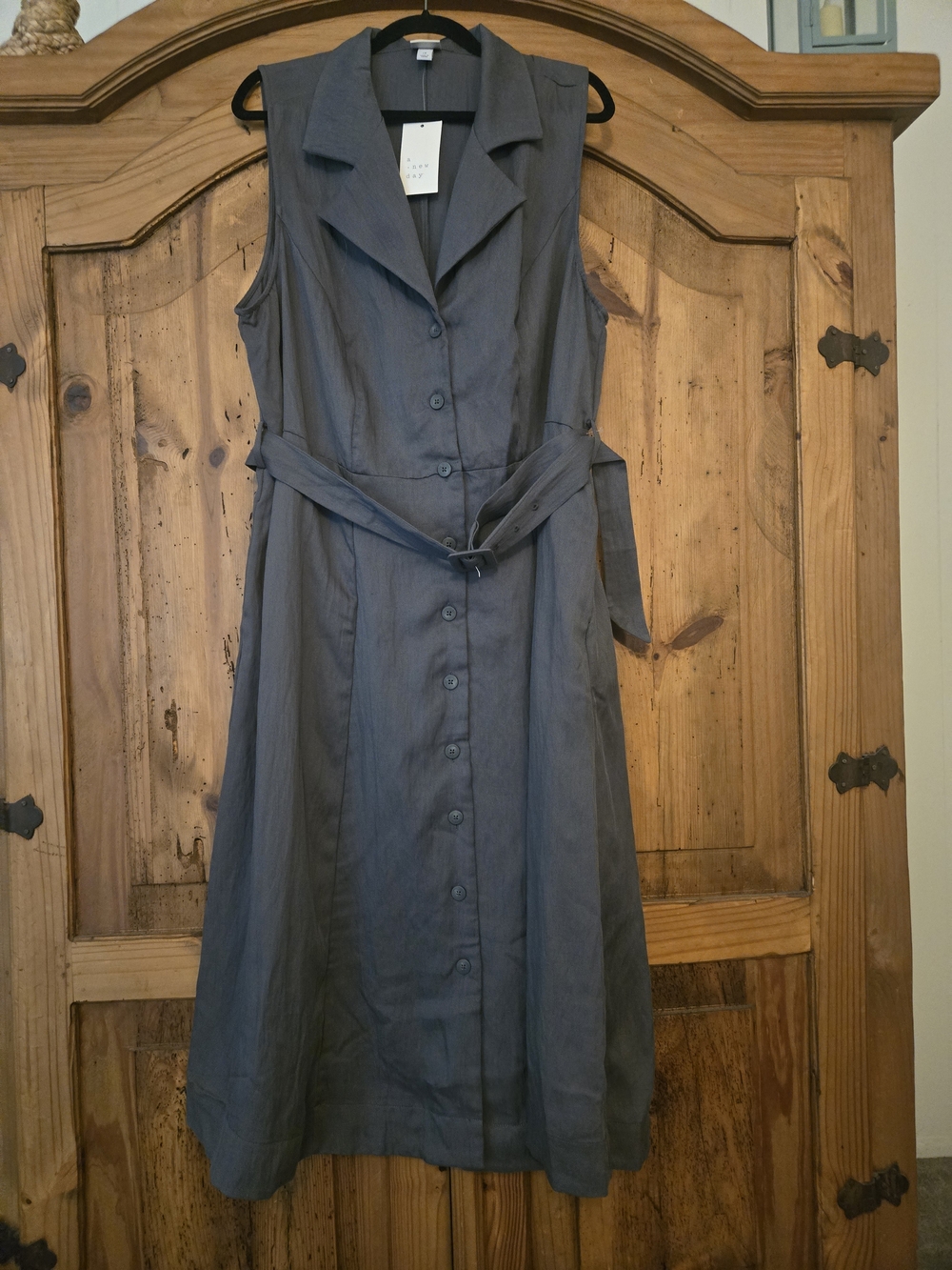 a new day Sleeveless Button-Front Midi Dress